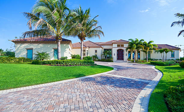 Best Driveway Paving Contractor  in Lake Landor, VA